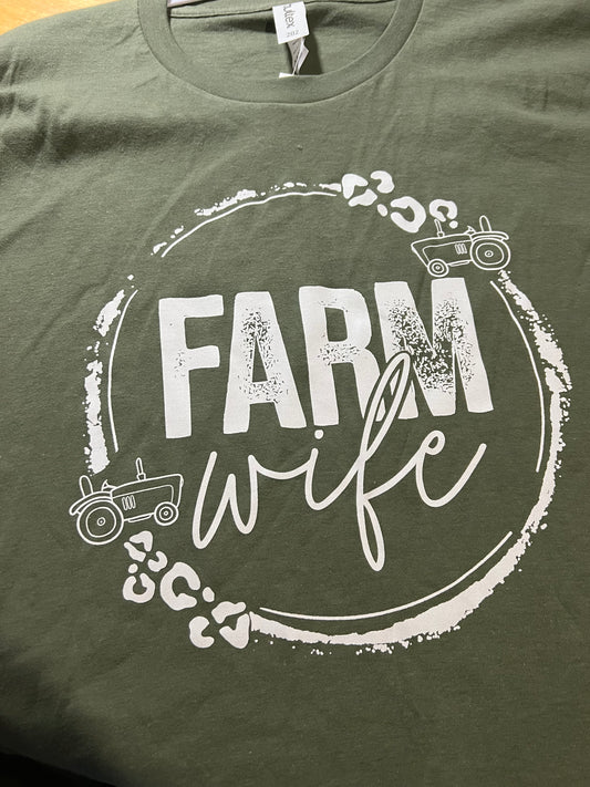 3x "Farm Wife" tee